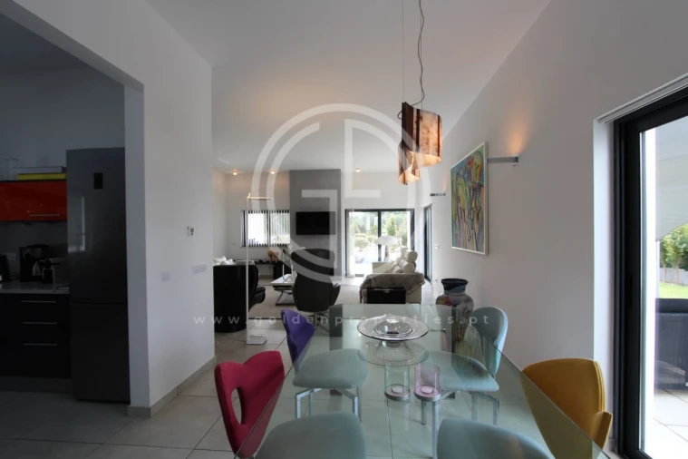 Moradia T2 para Arrendamento férias em Almancil Foto 3