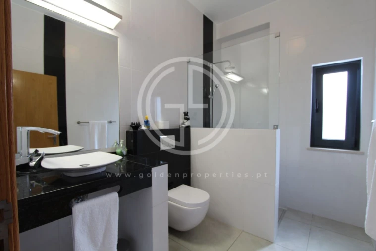 Moradia T2 para Arrendamento férias em Almancil Foto 13