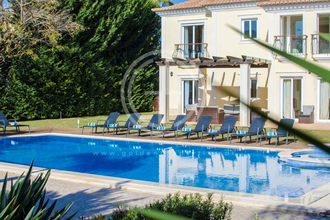 Moradia T5 para Arrendamento férias em Almancil Foto 2