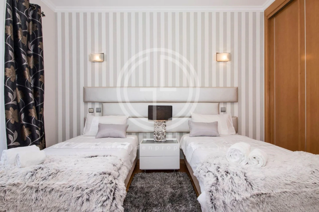 Moradia T5 para Arrendamento férias em Almancil Foto 11