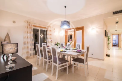 Moradia T5 para Arrendamento férias em Almancil