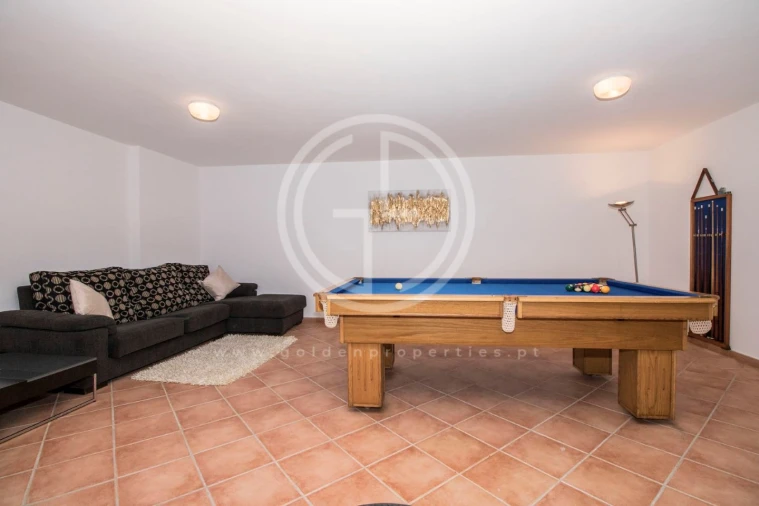 Moradia T5 para Arrendamento férias em Almancil Foto 24