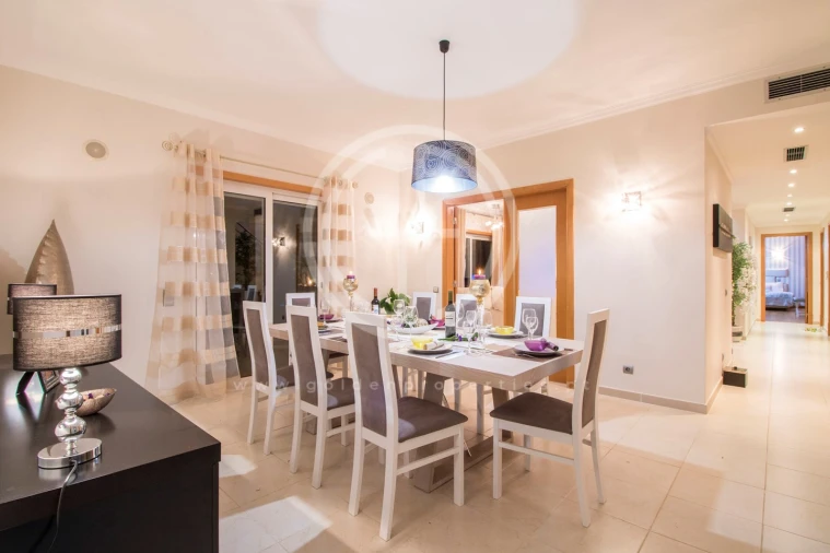 Moradia T5 para Arrendamento férias em Almancil Foto 5