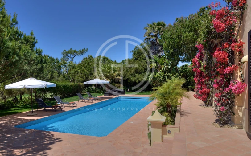 Moradia T6 para Arrendamento férias em Almancil Foto 14