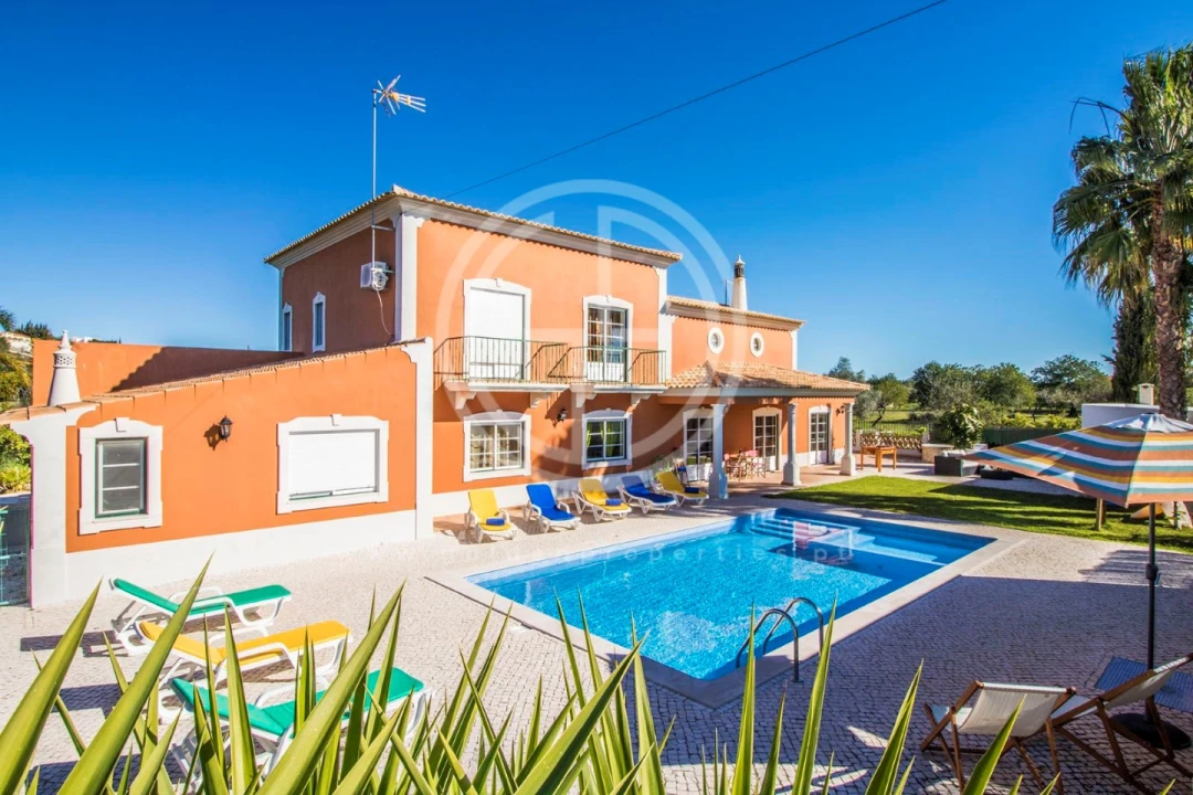 Moradia T6 para Arrendamento férias em Boliqueime Foto 1