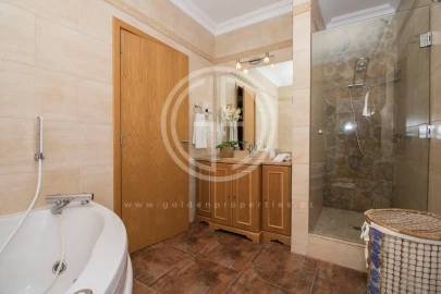 Moradia T6 para Arrendamento férias em Boliqueime