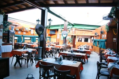 Loja para Venda em Albufeira e Olhos de Água