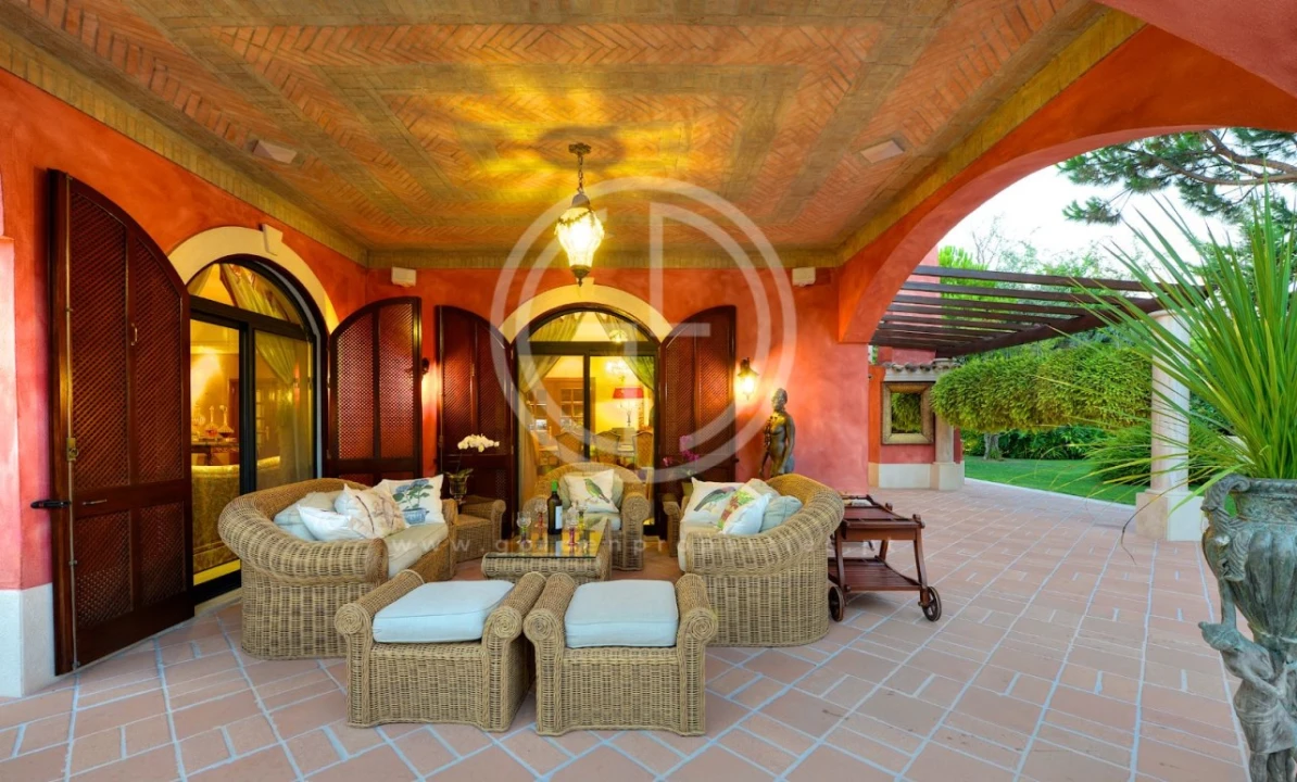 Moradia T5 para Arrendamento férias em Almancil Foto 4