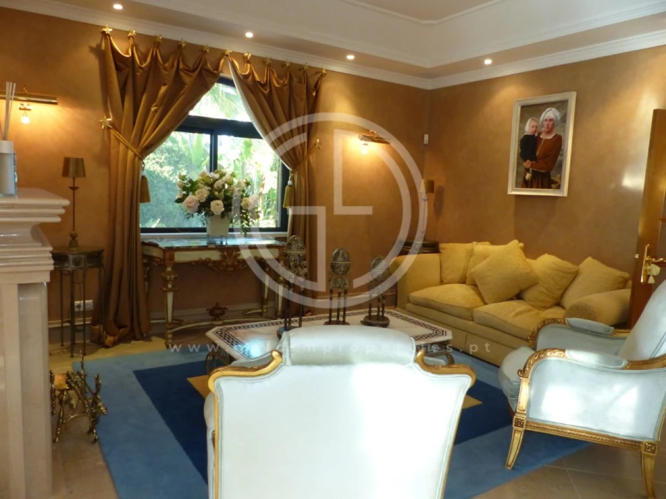 Moradia T5 para Arrendamento férias em Almancil Foto 10