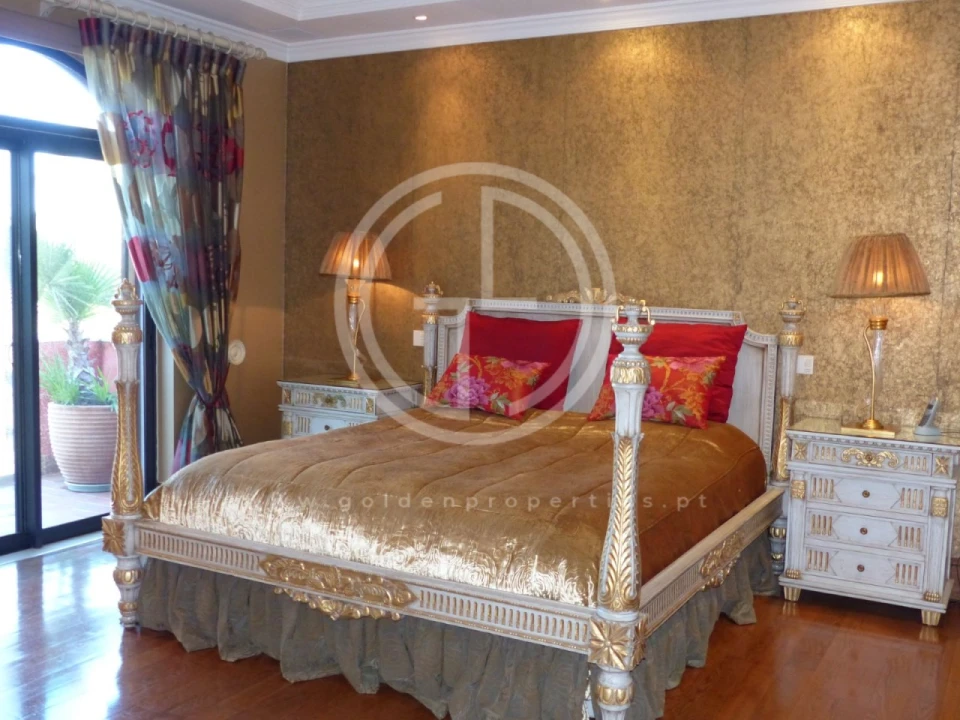 Moradia T5 para Arrendamento férias em Almancil Foto 12