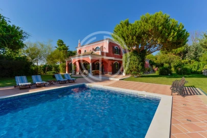 Moradia T5 para Arrendamento férias em Almancil