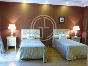 Moradia T5 para Arrendamento férias em Almancil