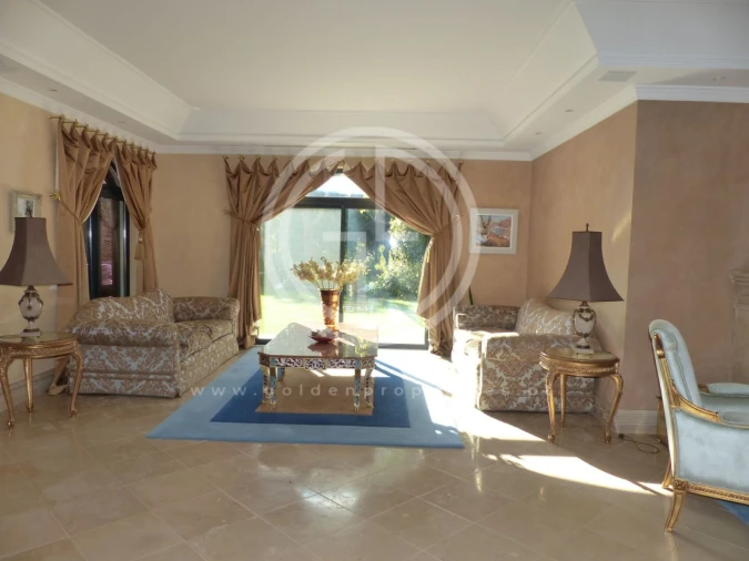 Moradia T5 para Arrendamento férias em Almancil Foto 8