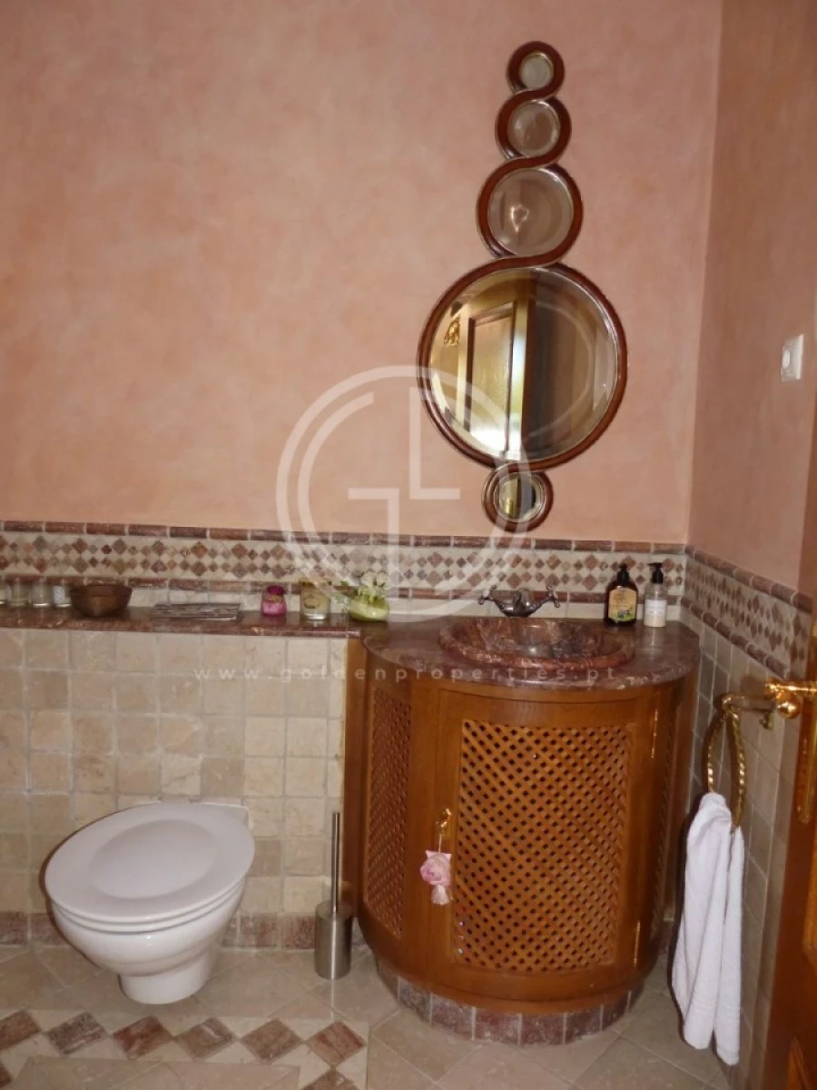 Moradia T5 para Arrendamento férias em Almancil Foto 24