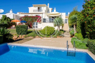 Moradia T4 para Arrendamento férias em Loule (São Clemente)