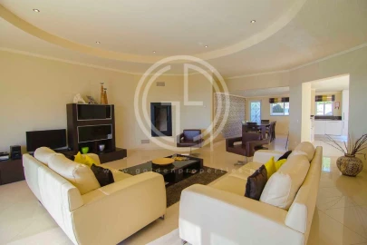 Moradia T4 para Arrendamento férias em Loule (São Clemente)