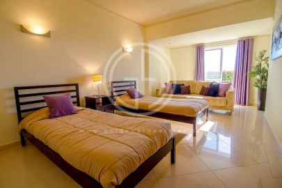 Moradia T4 para Arrendamento férias em Loule (São Clemente)