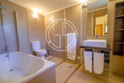 Moradia T4 para Arrendamento férias em Loule (São Clemente)