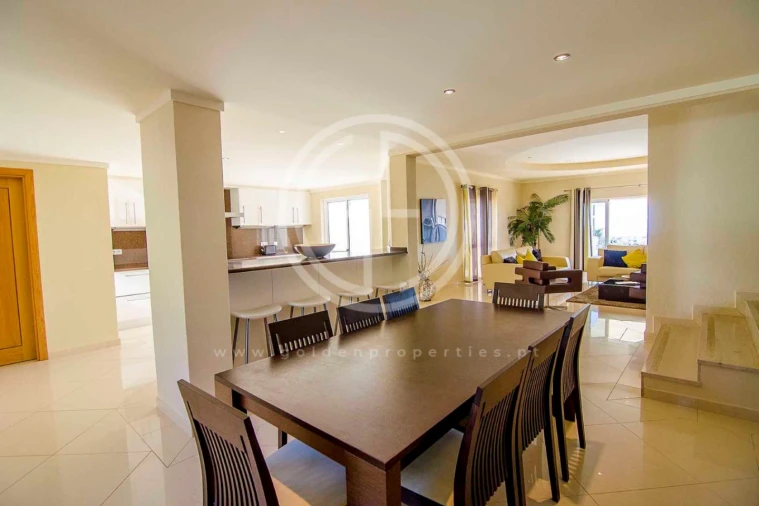 Moradia T4 para Arrendamento férias em Loule (São Clemente) Foto 6