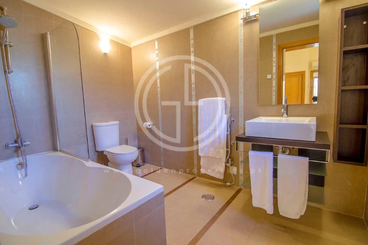 Moradia T4 para Arrendamento férias em Loule (São Clemente) Foto 14