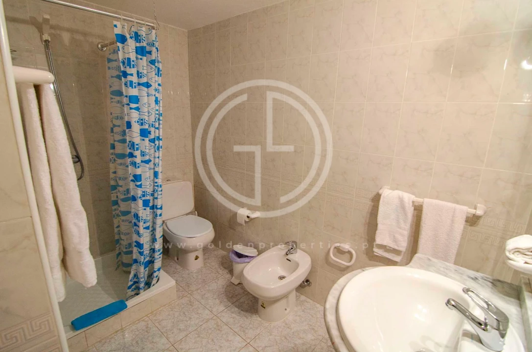 Moradia T7 para Arrendamento férias em Quarteira Foto 22