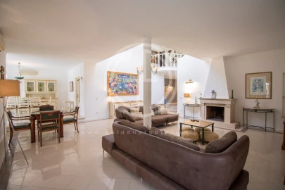 Moradia T7 para Arrendamento férias em Quarteira