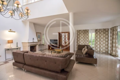 Moradia T7 para Arrendamento férias em Quarteira