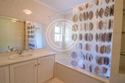 Moradia T7 para Arrendamento férias em Quarteira