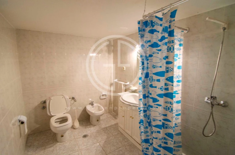 Moradia T7 para Arrendamento férias em Quarteira Foto 23