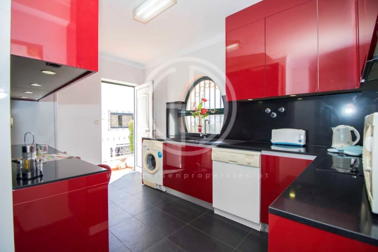 Moradia T4 para Arrendamento férias em Quarteira Foto 15