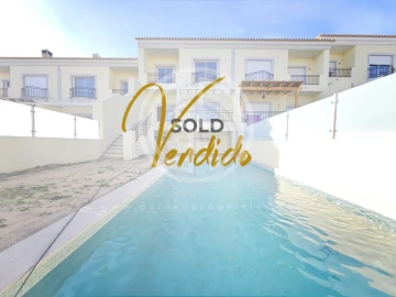 Moradia T3 para Venda em Loule (São Clemente)