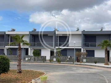 Moradia T3 para Venda em Albufeira e Olhos de Água