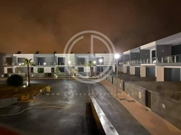Moradia T3 para Venda em Albufeira e Olhos de Água