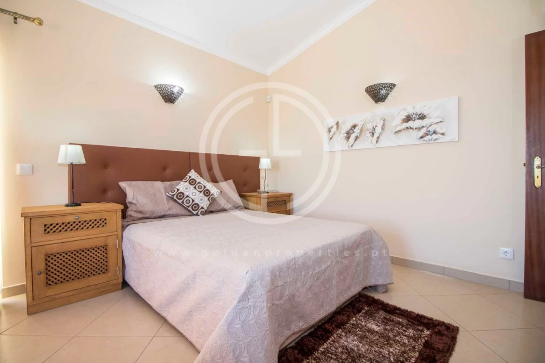 Moradia T5 para Arrendamento férias em Conceição e Estoi Foto 14
