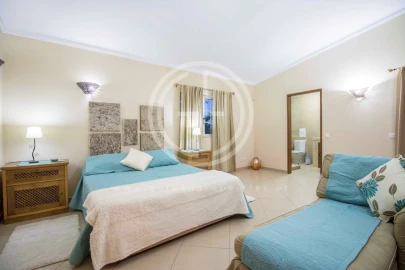 Moradia T5 para Arrendamento férias em Conceição e Estoi