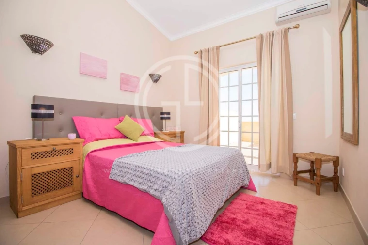 Moradia T5 para Arrendamento férias em Conceição e Estoi Foto 11