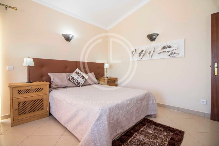 Moradia T5 para Arrendamento férias em Conceição e Estoi Foto 14