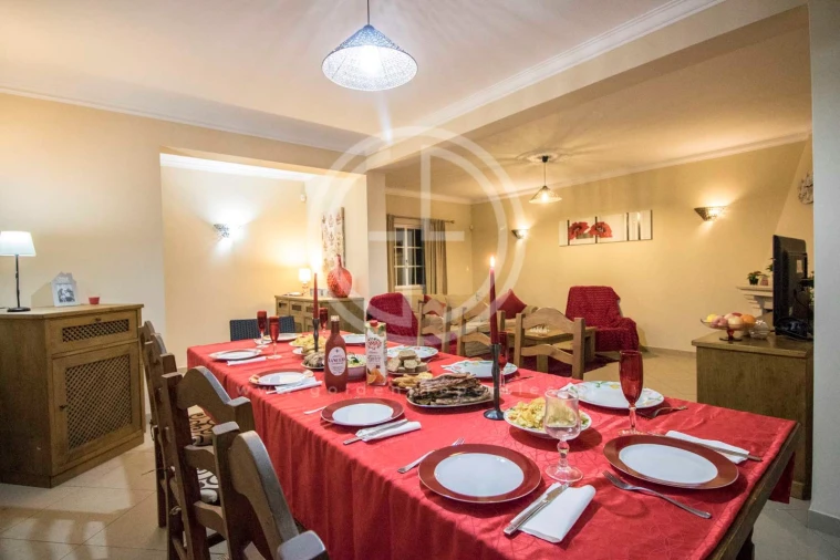 Moradia T5 para Arrendamento férias em Conceição e Estoi Foto 8