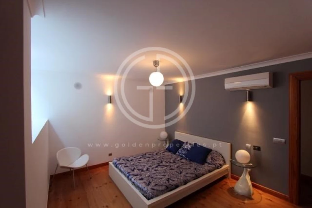 Moradia T5 para Arrendamento férias em Quarteira Foto 11