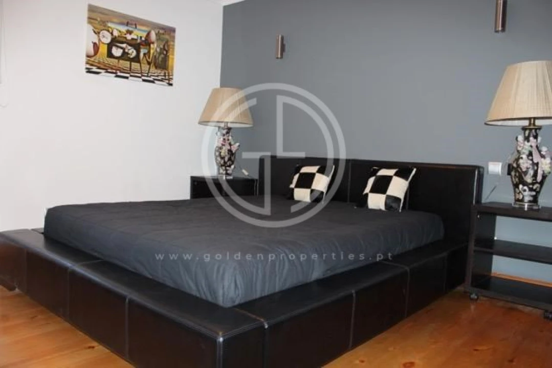 Moradia T5 para Arrendamento férias em Quarteira Foto 10