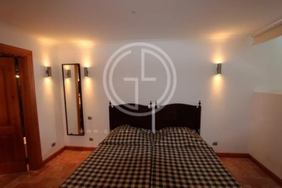 Moradia T5 para Arrendamento férias em Quarteira