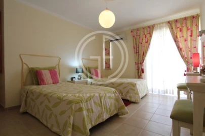 Moradia T4 para Arrendamento férias em Almancil