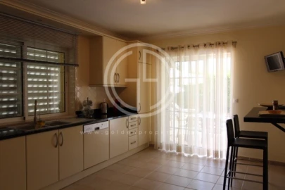 Moradia T4 para Arrendamento férias em Almancil