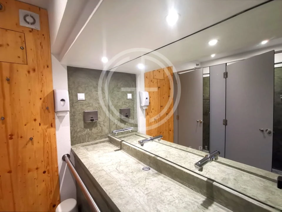 Moradia T4 para Arrendamento férias em Montenegro Foto 8