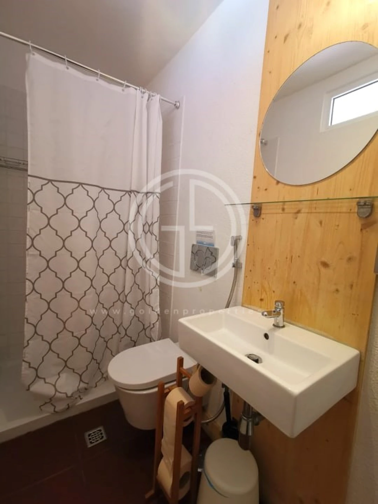 Moradia T4 para Arrendamento férias em Montenegro Foto 11