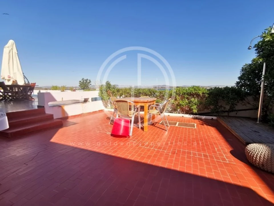 Moradia T4 para Arrendamento férias em Montenegro Foto 14