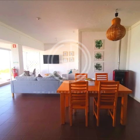 Moradia T4 para Arrendamento férias em Montenegro