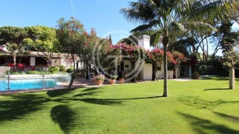 Moradia T6 para Arrendamento férias em Almancil