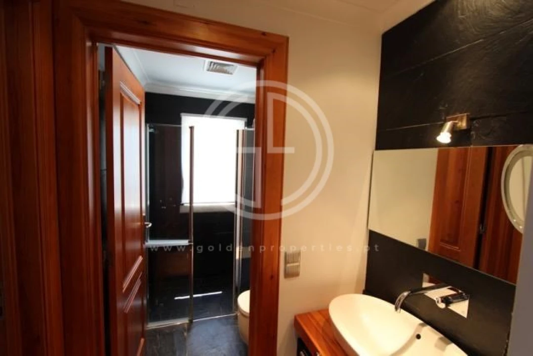 Moradia T9 para Arrendamento férias em Quarteira Foto 26