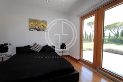 Moradia T9 para Arrendamento férias em Quarteira